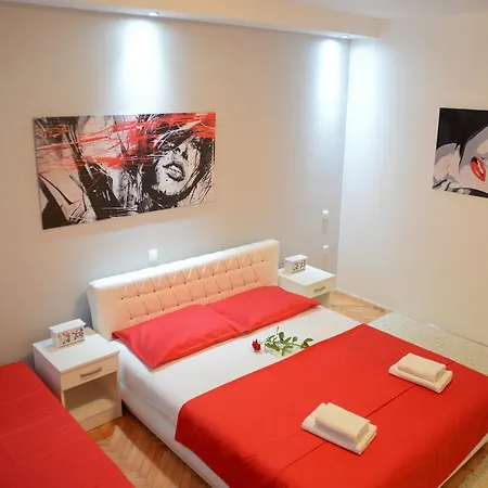 Tila Apartment *